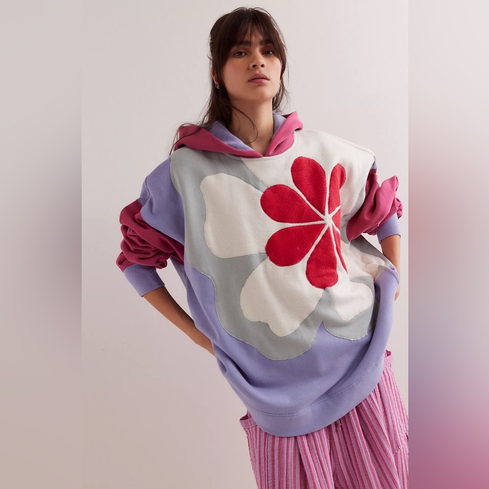 NWOT - Free People - Clover Sweatshirt - Poppy Combo - XL